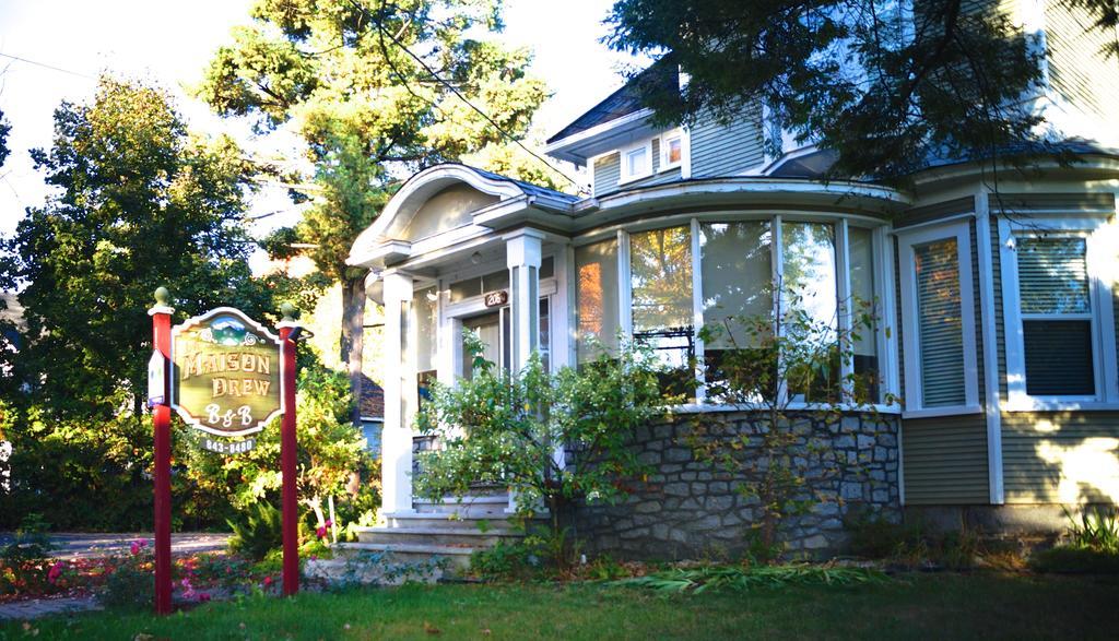 La Maison Drew B&B Magog ภายนอก รูปภาพ