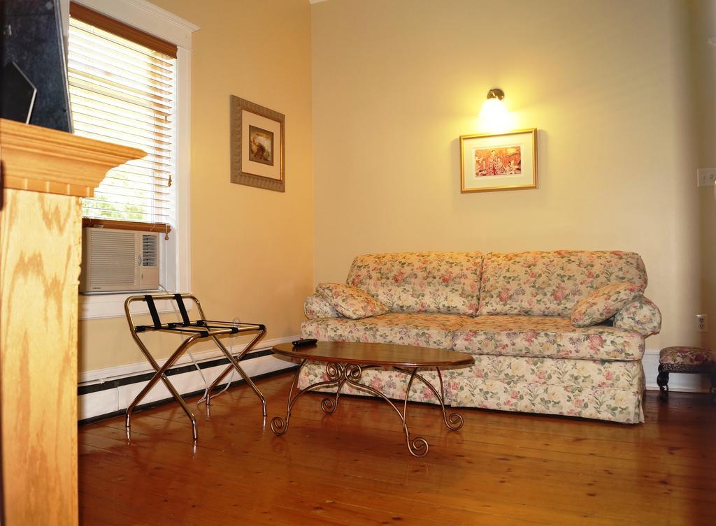 La Maison Drew B&B Magog ห้อง รูปภาพ